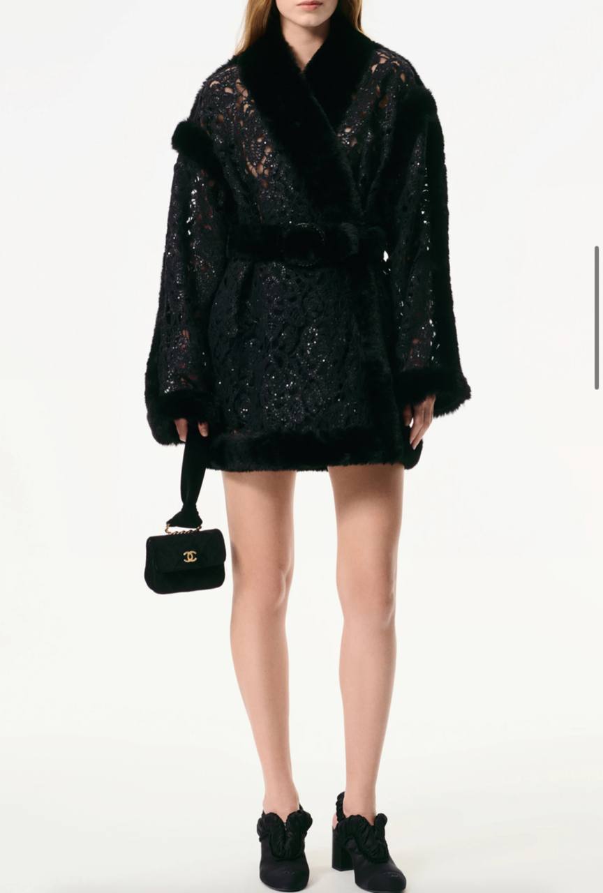 Пальто черное